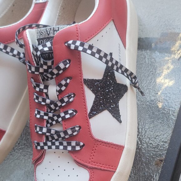 Havana Patriotic Red, White, Black, Star Tennis Shoes women's 9 - Picture 2 of 4